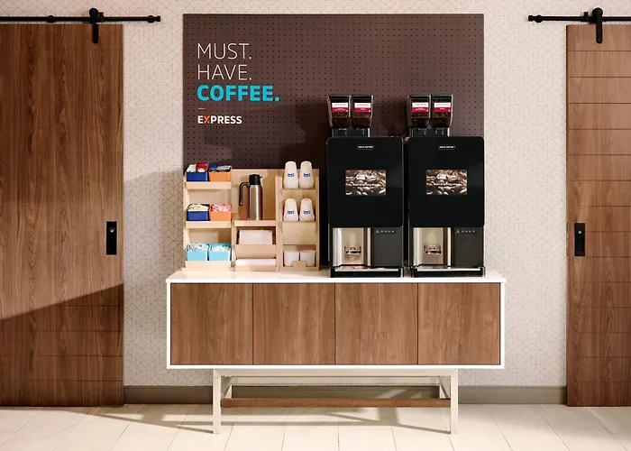 Holiday Inn Express & Suites Tulsa Midtown By Ihg