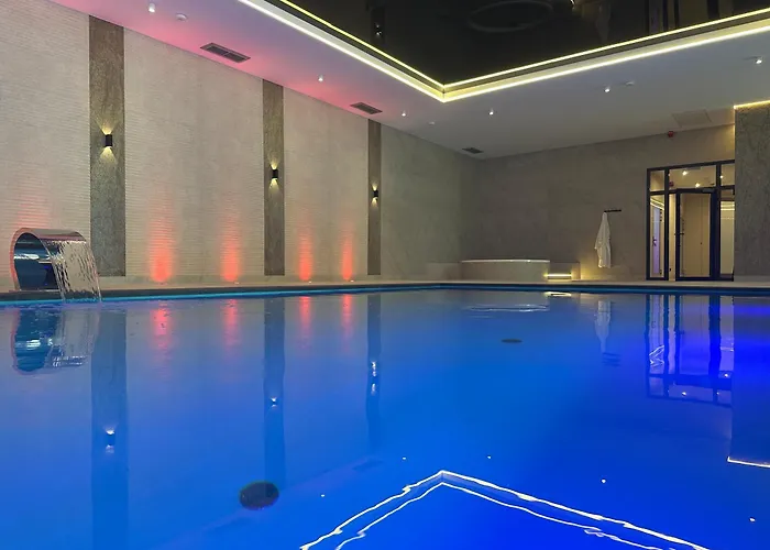 Hotel Palac Poledno
