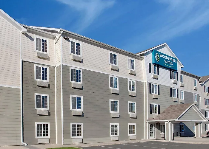 Woodspring Suites Airline Highway