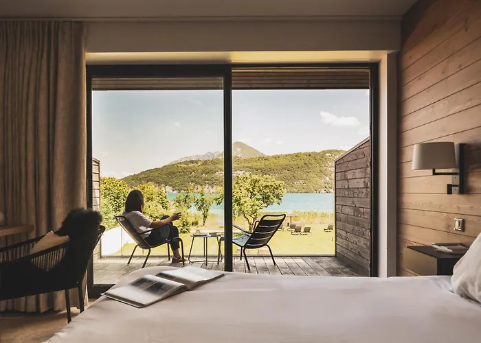 Villa Caroline, hôtel santé bien-être Lac d'Annecy, détox et jeûne