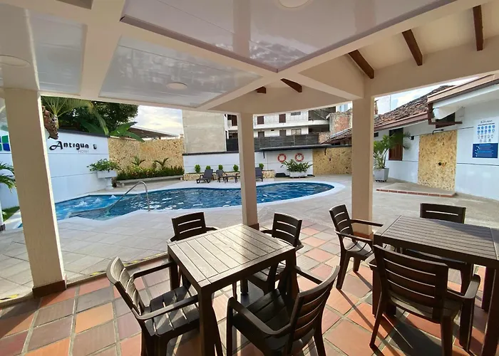 Hotel Casa Antigua Buga