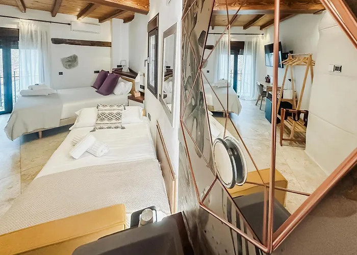 Hotel Boutique Poeta Jorge Manrique