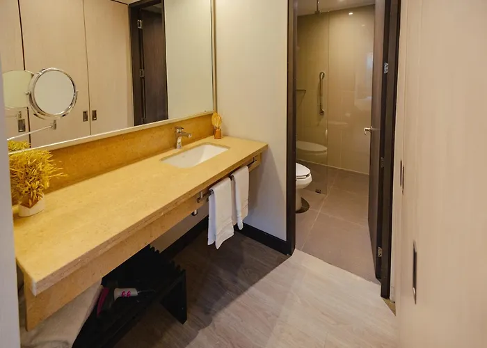 Liv Zona G Hotel By Sarasti