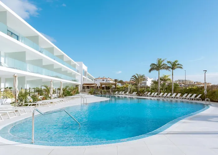 Amarilla Golf Residences