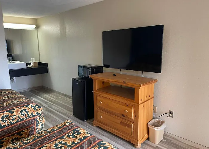 Brookwood Inn - Extended Stay