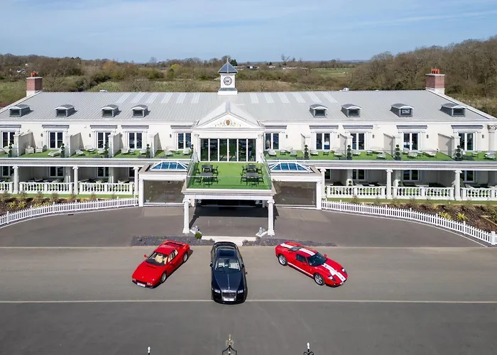 Polo Club - Hotel