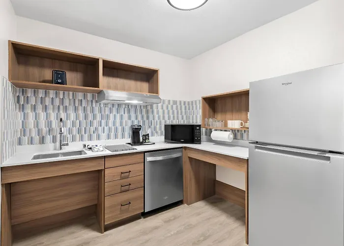 Everhome Suites San Bernardino - Loma Linda