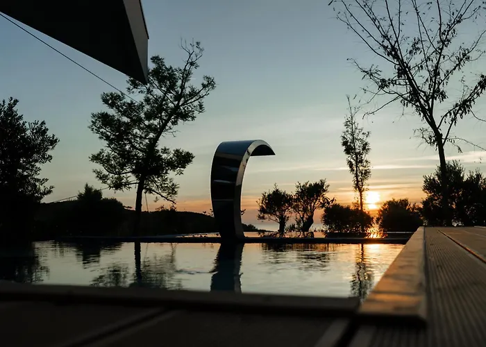 Cape Of Rodon Resort, Green Village Draç