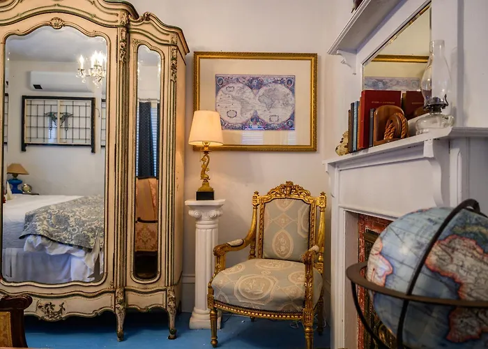 The Gaslamp Bed And Breakfast