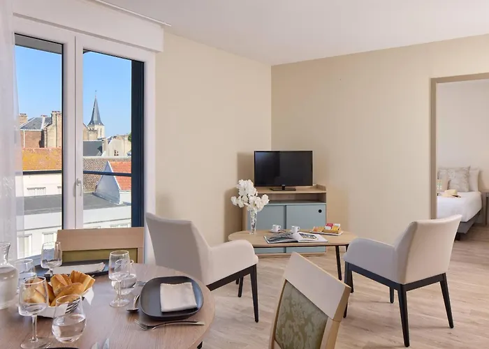 Zenitude Hôtel-Résidences Le Havre Les Docks