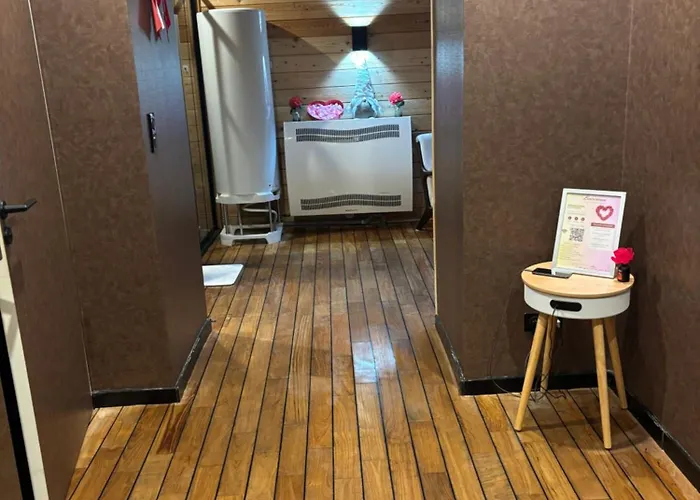 Hotel Au Plaisir Vosgien à Raon-lʼÉtape