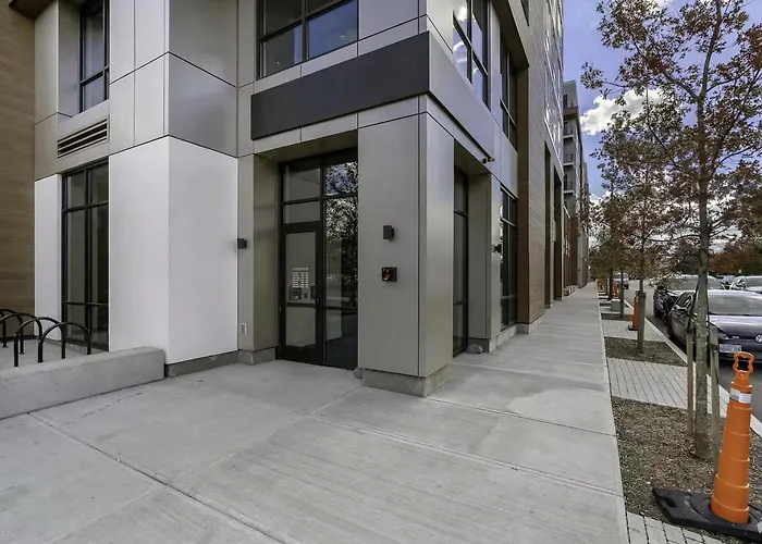 Luxury Apartments By Hyatus Boston