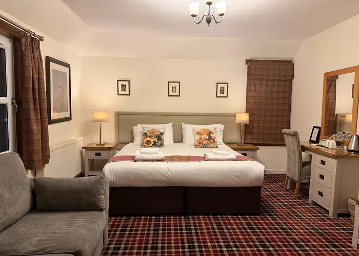 Loch Leven Hotel & Distillery