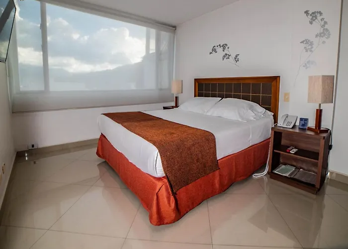 Hotel Dann Combeima