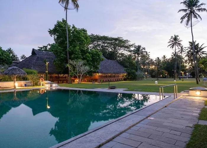 Marari Beach Resort Alleppey - A Cgh Earth Experience