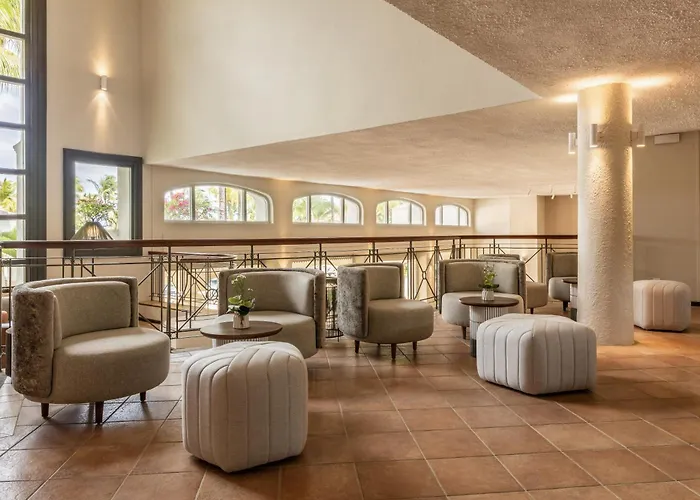 Mauricia Beachcomber Resort & Spa