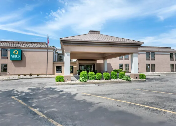 Quality Inn & Suites Near Amish Country