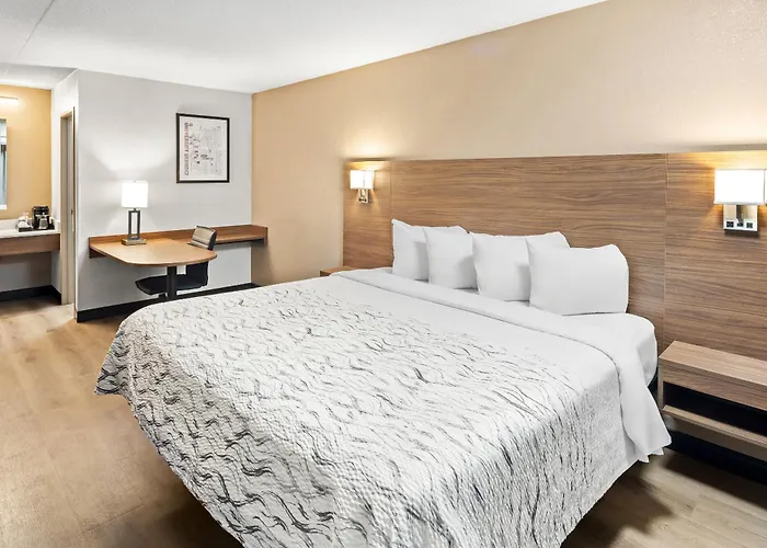 Red Roof Inn Plus+ -Ohio State University Osu