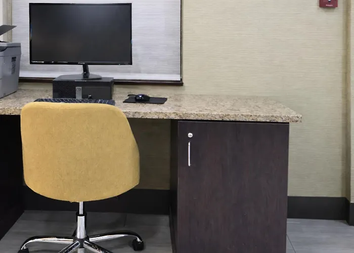 Holiday Inn Express & Suites St. Paul - Woodbury By Ihg