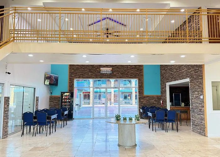 B&J Hotel And Apartments