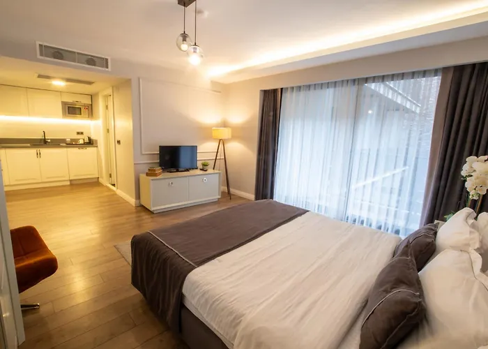 My Way Deluxe Hotel