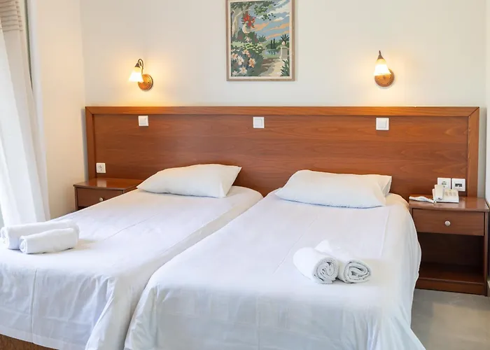 Ippocrates Hotel Apartments & Restaurant Acharavi 