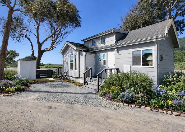 Turtle Rock Rv Resort & Cottages