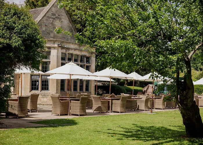 The Hare & Hounds Hotel