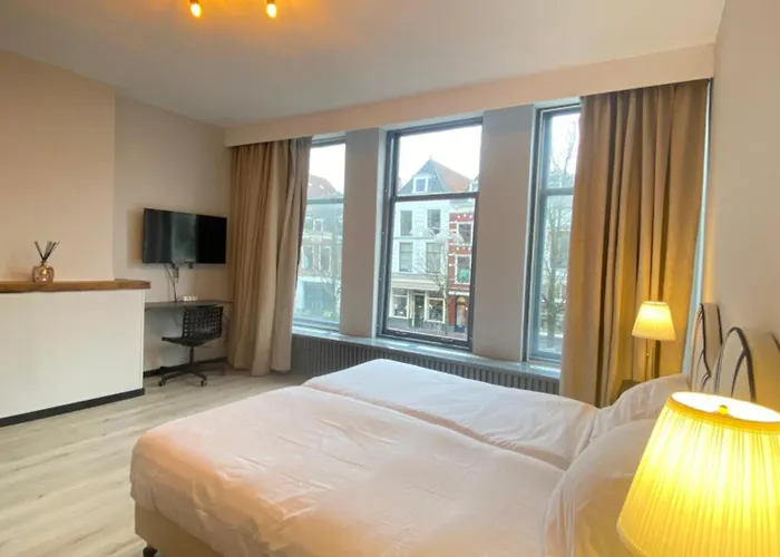 Hotel Bridges House - Delft City Centre
