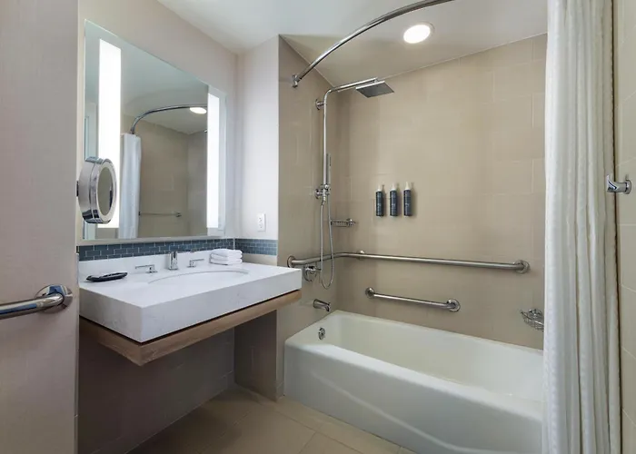 The Westin Jersey City Newport