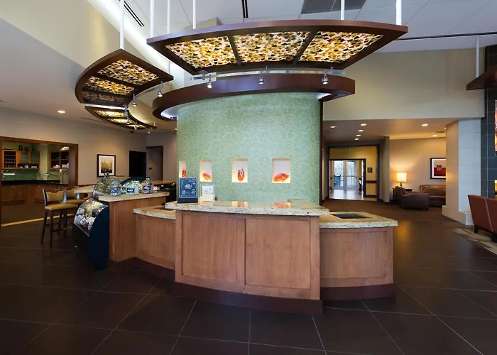Hyatt Place Riverwalk