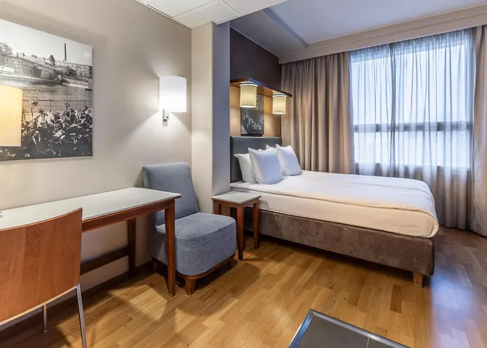 Holiday Inn - Central Station By Ihg