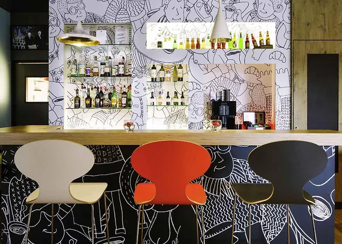 Ibis Versailles Chateau