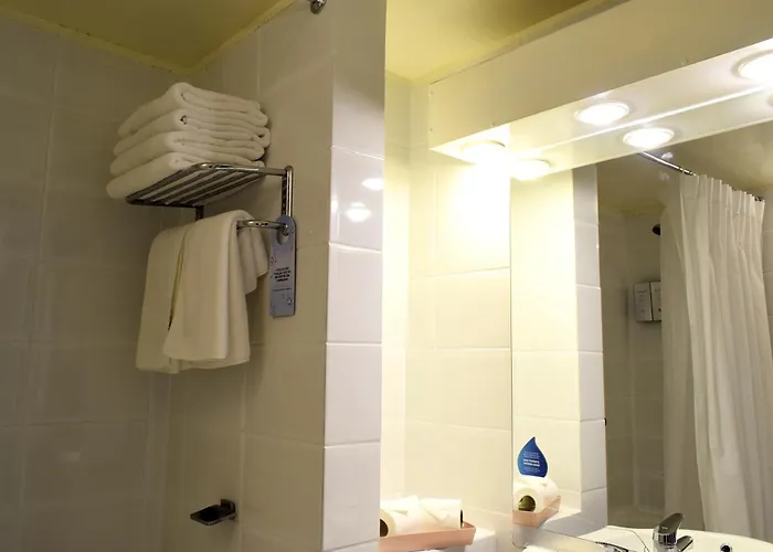 Nobile Suites Vicente Costanera