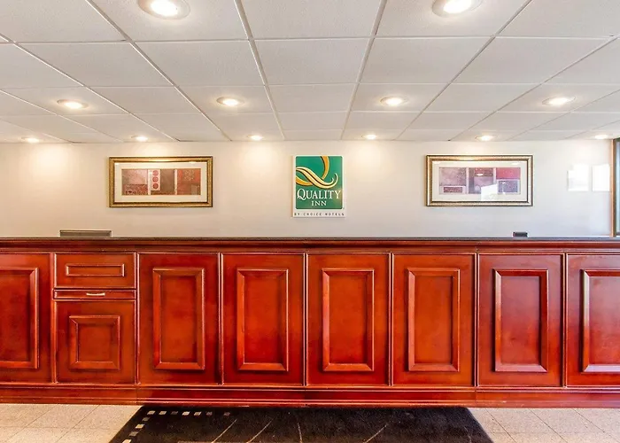 Quality Inn Dyersburg I-155