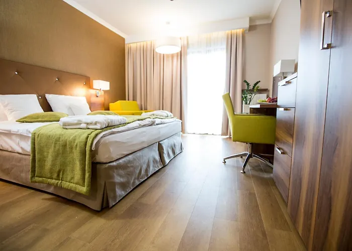 Mineral Hotel Malinowy Raj
