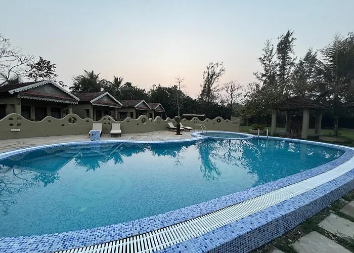 Breathing Earth - Rooms And Pool