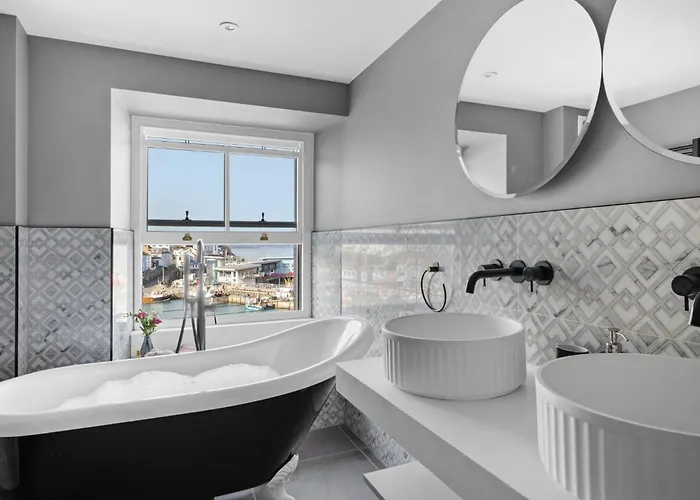 Vigilance Suite - Free Wi-Fi - Sea View