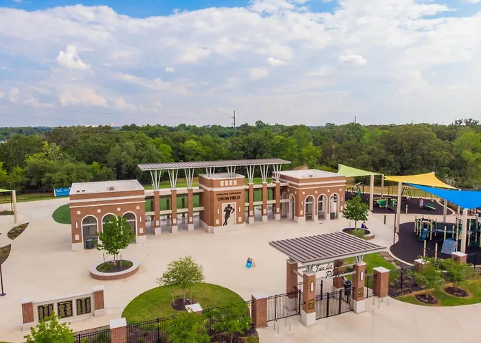 Voco College Station Aggieland By Ihg