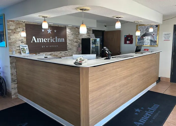 Americinn By Wyndham Mosinee Central Wisconsin Airport