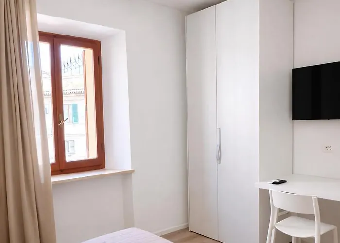 Rosso Conero - Le Grotte Rooms&Apartments