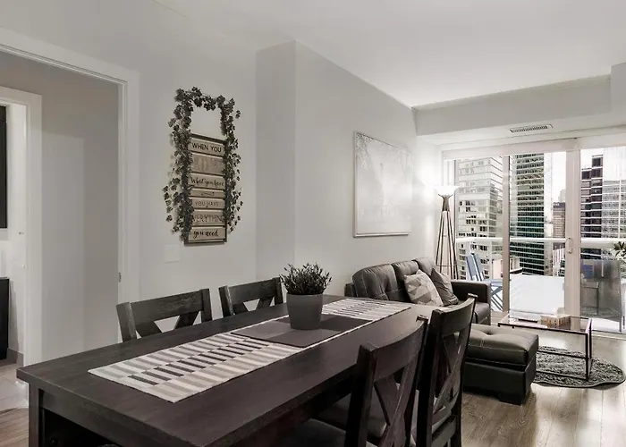Skyline Suites - Walk To Mtcc, Acc, Rogers Centre & Entertainment District