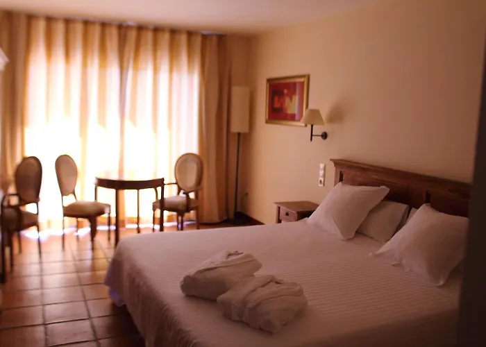 La Figuerola Hotel & Restaurant