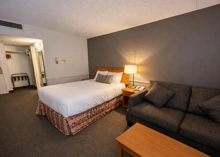 Heritage Inn & Convention Centre -