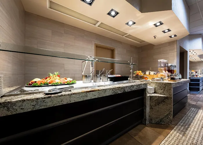 Doubletree By Hilton Hobby Airport