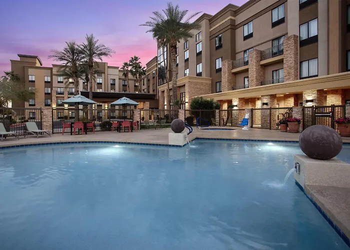 Hampton Inn & Suites Phoenix -Westgate