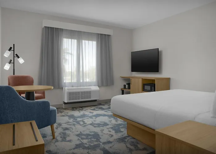 Hampton Inn & Suites Phoenix -Westgate