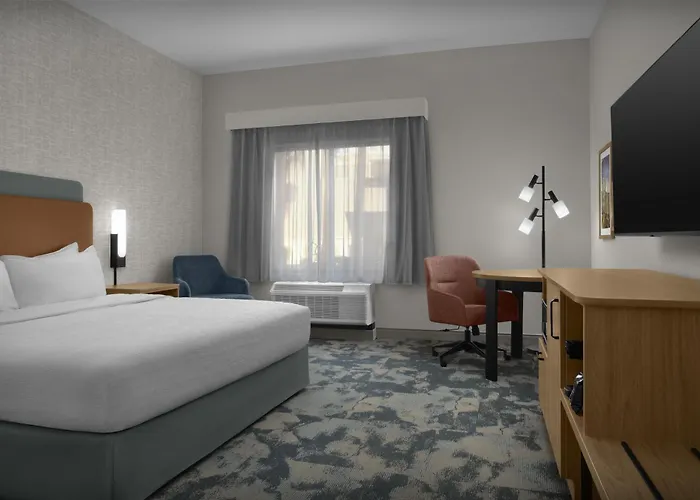 Hampton Inn & Suites Phoenix Glendale-Westgate