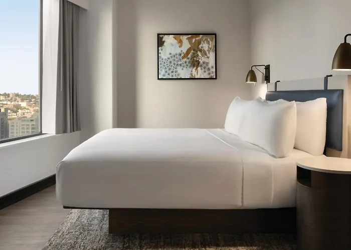 Crowne Plaza Seattle Newly Renovated With No Resort Fee