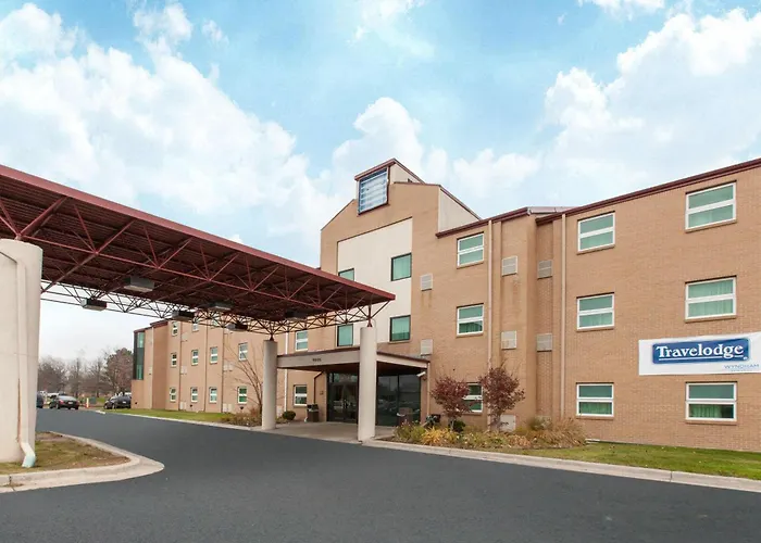 Travelodge By Wyndham Romulus Detroit Airport